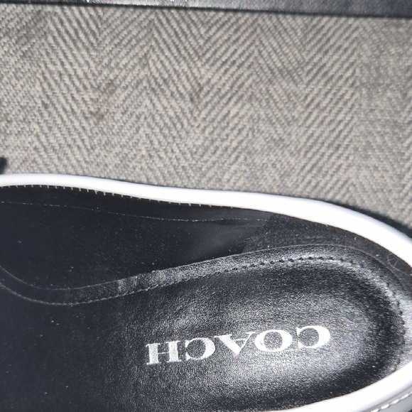 Coach White Leather Block Heel Loafers with Black Heel Womens Sz7. Narrow - Picture 3 of 9